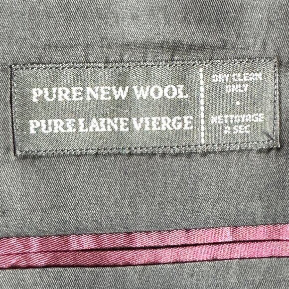 Harold Powell Men's Wool Suit - Charcoal Gray with Pinstripes - Picture 12 of 14